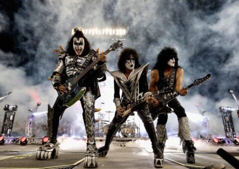 Kiss