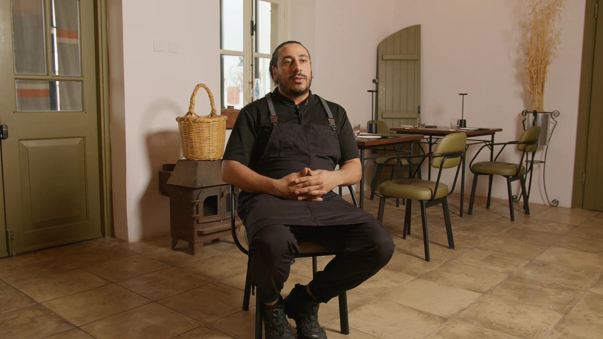 From A Front Yard Souvlatzidiko To Contemporary Cypriot Cuisine | To Patrikon 3 To Patrikon 01 01 52 14